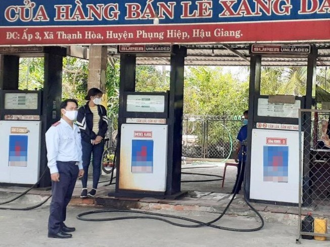 Phạt nhiều cây xăng bất ngờ đóng cửa