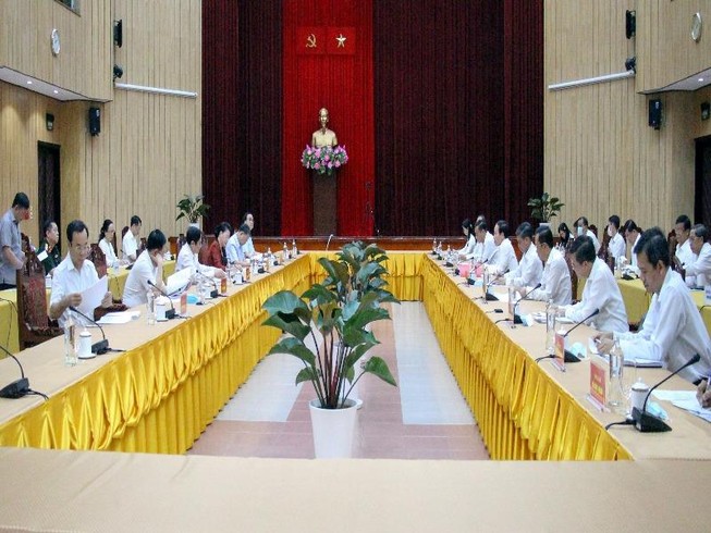 Bộ Chính trị làm việc với Hậu Giang về chuẩn bị Đại hội