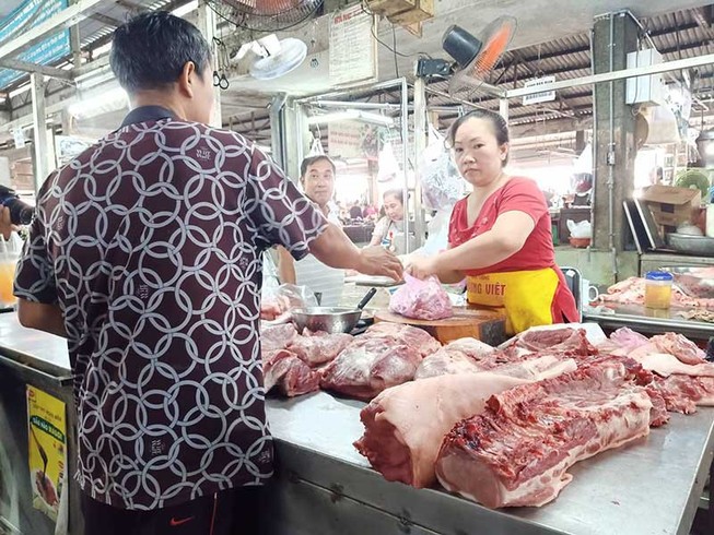Giá thịt heo tăng sốc, Bộ Nông nghiệp phải kiểm điểm