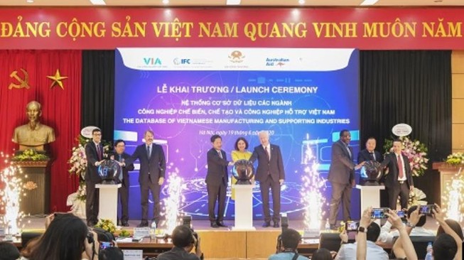 Khai trương hệ thống dữ liệu ngành công nghiệp hỗ trợ Việt Nam
