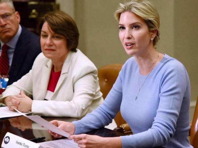 Sốc: Con gái thay ông Trump chủ trì cuộc họp Nhà Trắng