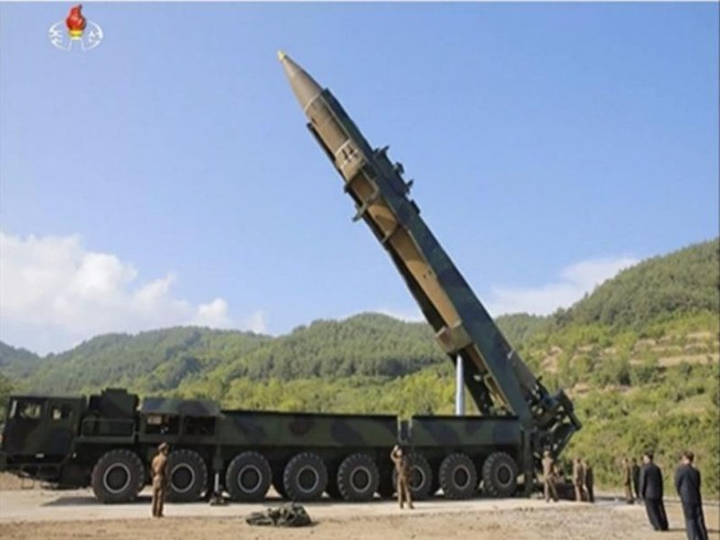 ICBM Triều Tiên phóng bằng xe tải Trung Quốc?