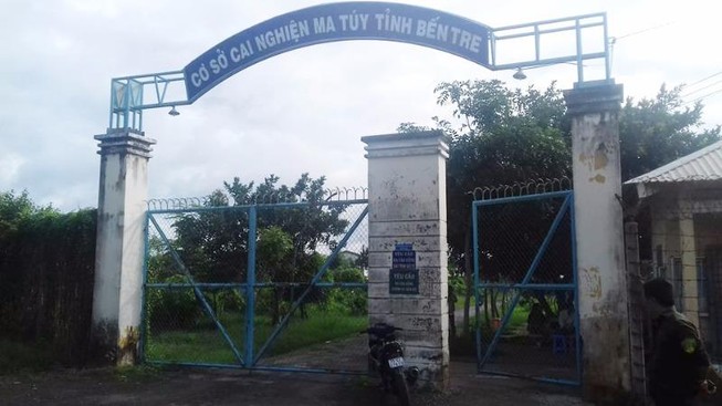 Học viên ở Ba Tri lại phá cửa, trốn trại cai nghiện