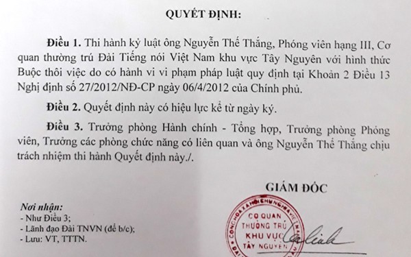 Buộc thôi việc phóng viên bị bắt vì cưỡng đoạt tài sản