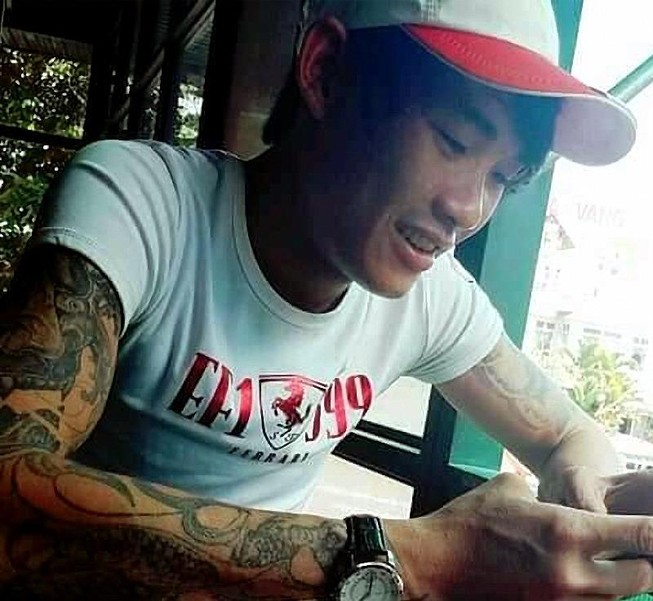 Đâm tử vong 2 bạn nhậu tại quán giải khát