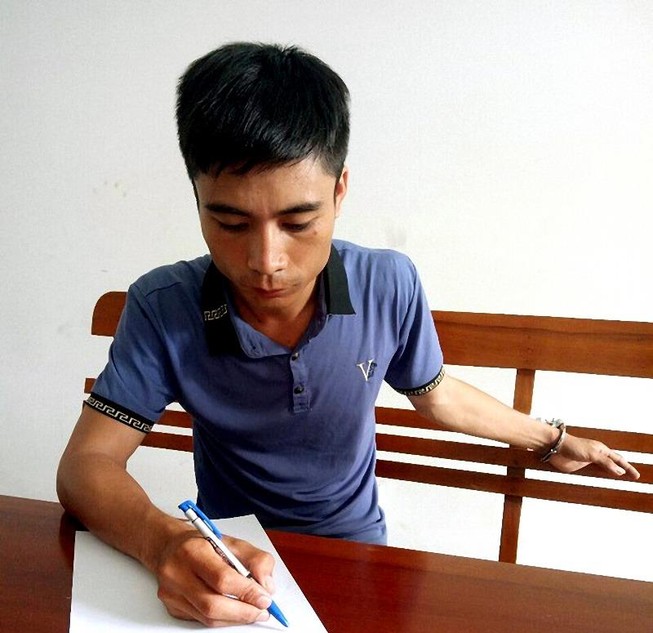 Giả thanh tra sở GD&ĐT tổ chức hội nghị với nhà trường