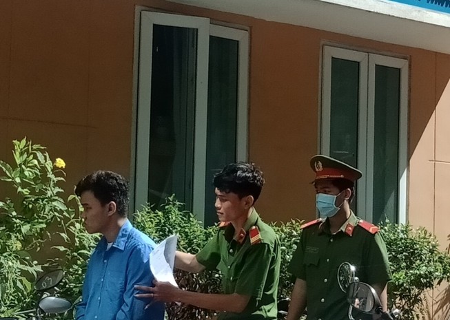 Hậu quả nặng nề khi chung sống với người yêu mới 13 tuổi