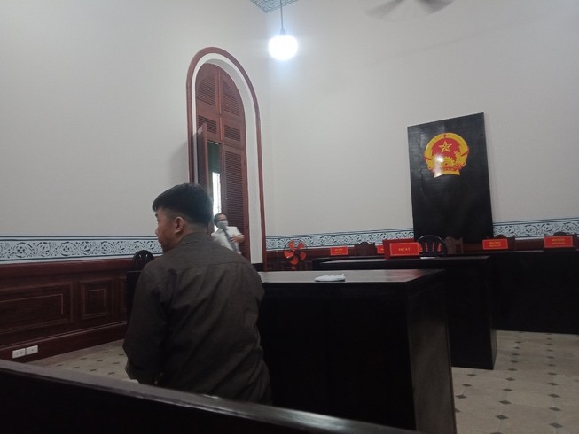 Tòa tuyên án tử hình người đàn ông mua bán 'hàng cấm'