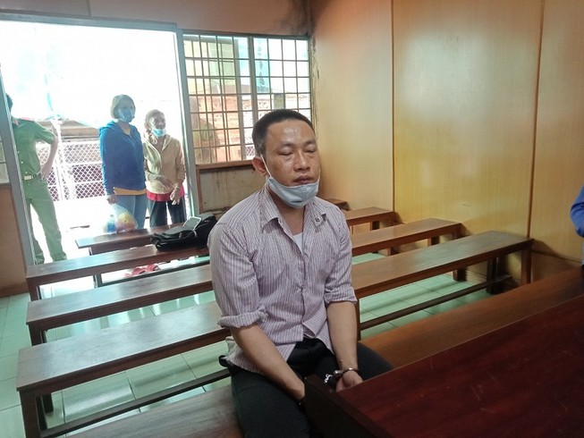Trộm xe nhưng quên... phá khóa