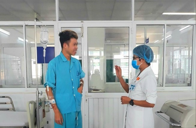 Báo động đỏ, hạ thân nhiệt cứu du khách ngừng thở 15 phút