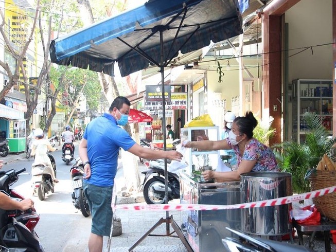 Đà Nẵng tiếp tục tạm dừng bar, karaoke, vũ trường, massage