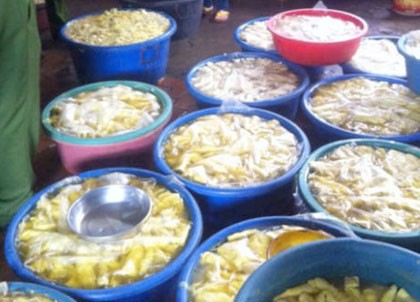 Phát hiện dùng hóa chất Trung Quốc để tẩy trắng măng tươi