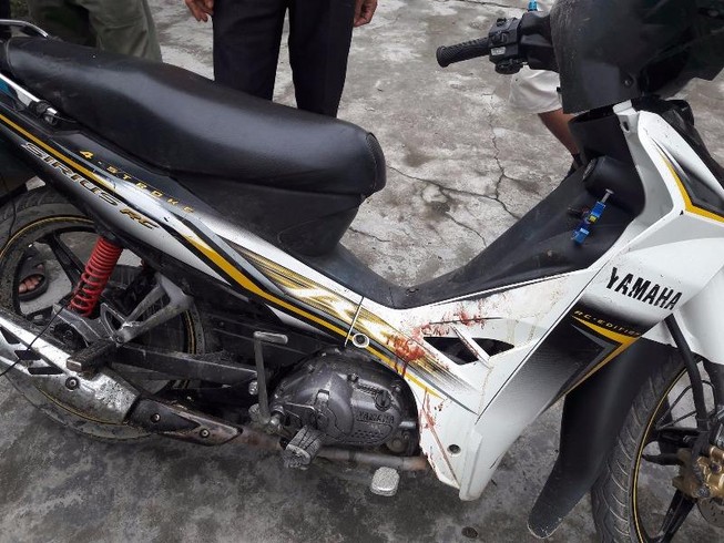 Cả xóm hò nhau vây bắt, đánh hội đồng 2 kẻ câu trộm chó