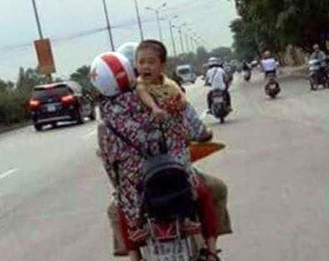 Sự thật tấm ảnh 'bé bị bắt cóc ở Hà Nội'