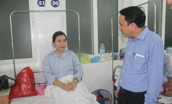 Diễn biến mới vụ bóp cổ, đánh nữ điều dưỡng viên