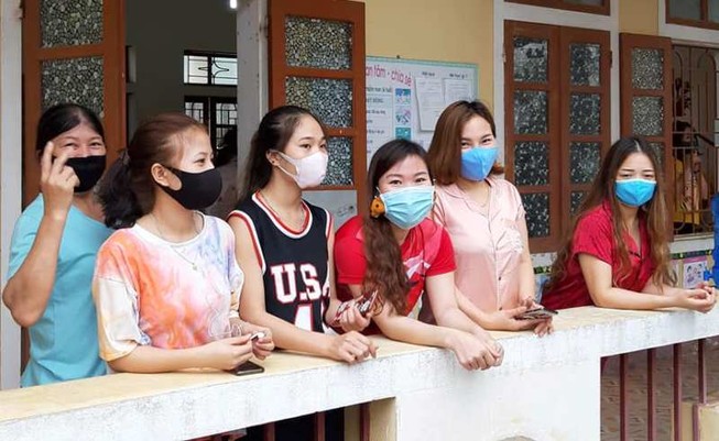 Hà Tĩnh cách ly 2.900 người để phòng COVID-19