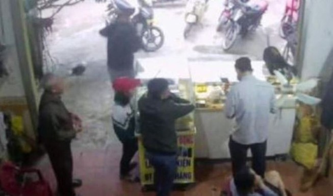 Nữ sinh lớp 8 mất liên lạc bí ẩn