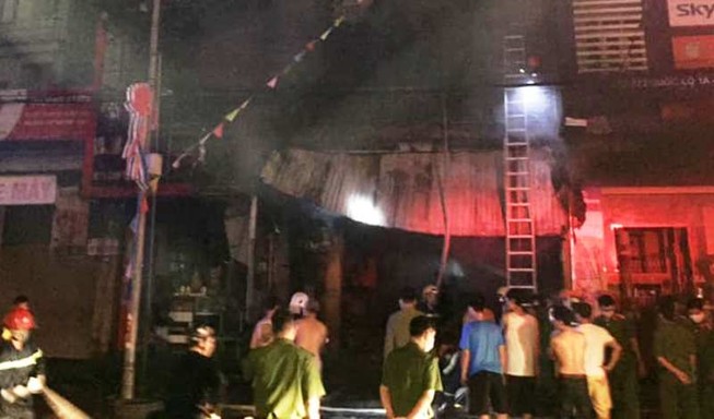 Thương tâm, ông cùng cháu gái 7 tuổi tử vong trong cháy lớn