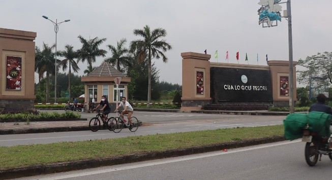 'Đại gia' chơi golf ở Cửa Lò: Chủ tịch tỉnh ra văn bản hỏa tốc