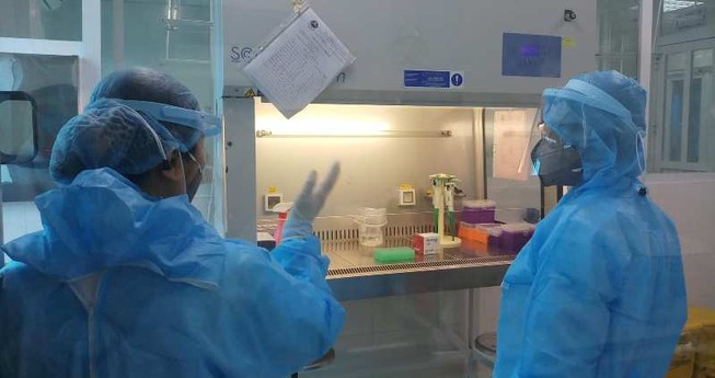 Hà Tĩnh thông tin về việc mua máy xét nghiệm COVID-19