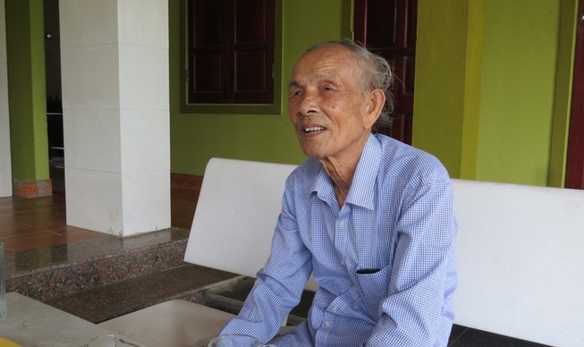 Người nghèo, thương binh nhường tiền hỗ trợ từ dịch COVID-19
