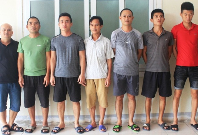 Khởi tố nhóm đá gà ăn tiền hàng trăm triệu đồng