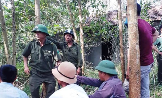Hé lộ nguyên nhân bé 5 tuổi bị trói, chết tại ngôi nhà hoang