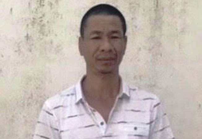 'Ngáo đá' cầm dao đi cướp xe máy