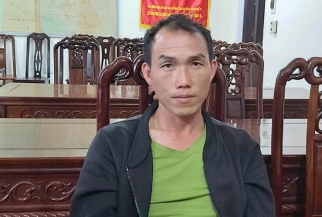 Cảnh sát nổ súng vây bắt kẻ ôm 5 kg ma túy đá vào Việt Nam
