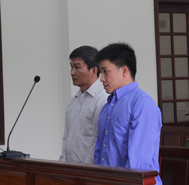 Rắc rối kết luận định giá vụ sà lan tông sập cầu Ghềnh