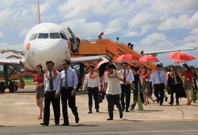 Một góc sân bay Cần Thơ - ảnh THÙY DUNG