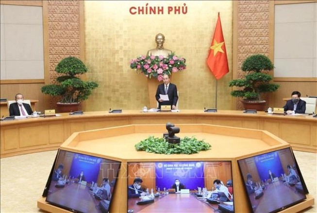 TP.HCM kiến nghị giảm 50% tiền điện giờ cao điểm cho DN