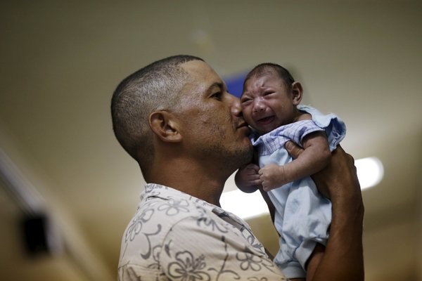 Dịch Zika bùng phát kinh hoàng ở xứ nhiệt đới