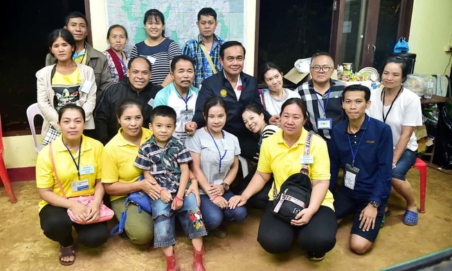 Tuyệt vời: 13 thành viên đội bóng nhí Thái Lan đã được cứu