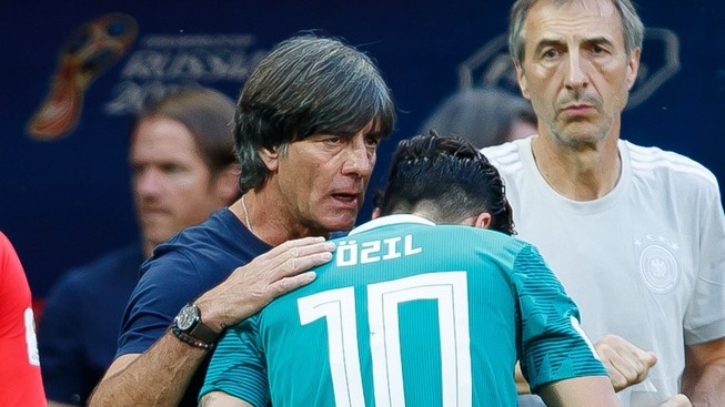HLV Joachim Loew tuyên bố sốc sau khi Đức thất bại ê chề!
