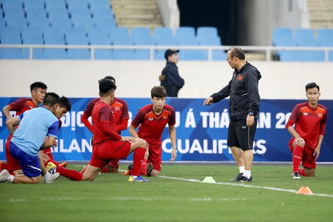 Chốt ngày đá SEA Games của tuyển nam, nữ trên sân cỏ nhân tạo