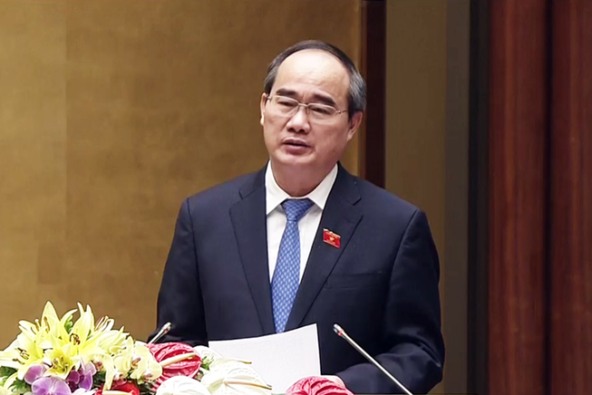 Cử tri muốn xử nghiêm cán bộ suy thoái