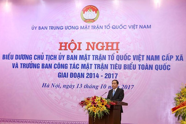 'Cán bộ mặt trận phải vận động dân tố tham nhũng'