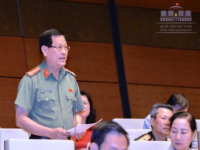 Phải mạnh tay đưa ra khỏi bộ máy cán bộ mất đạo đức
