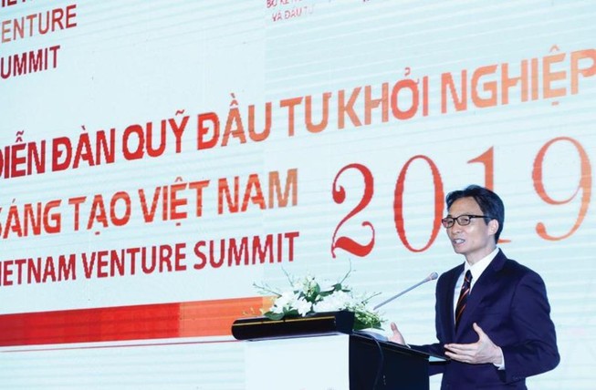 'Đừng để nhà kinh doanh phải ra nước ngoài mở công ty'