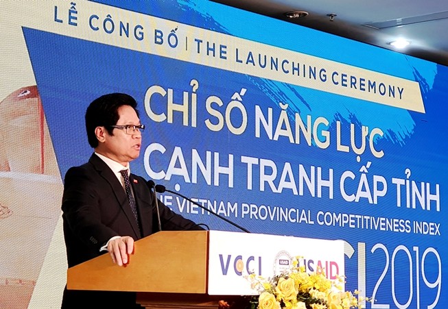 'Giá như doanh nghiệp không phải gian nan đối phó thủ tục'