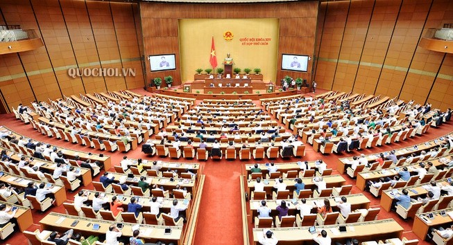 Kỳ họp thứ 9, Quốc hội XIV có sự điều chỉnh