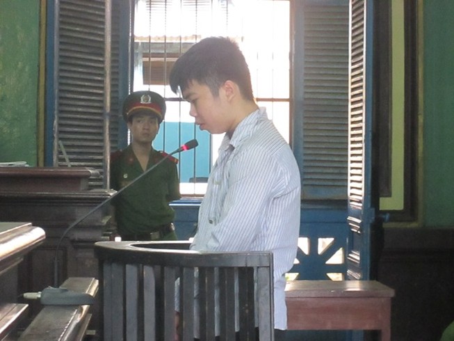 Thiếu niên 16 tuổi giết người vì... game