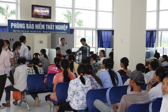 Hướng dẫn nộp bảo hiểm thất nghiệp hàng tháng theo chế độ tiền lương