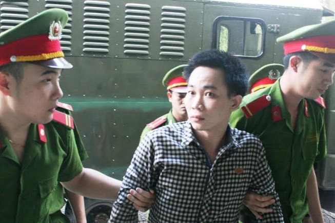 Đang xét xử vụ anh rể giết chết hai em vợ