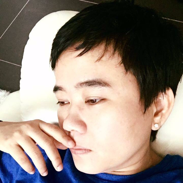 Nhạc sĩ Phương Uyên bị cướp kéo ngã đập đầu xuống đất