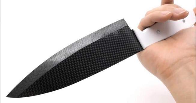 Chọc bạn gái còn vô cớ đâm chết người trong ngày Tết