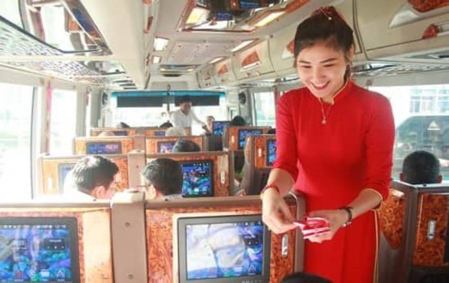 Xe buýt 5 sao Tân Sơn Nhất đi Vũng Tàu lăn bánh trước Tết