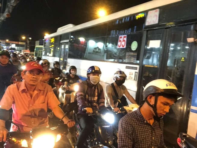 Ám ảnh với hai nút thắt gây kẹt xe ở phía Đông TP.HCM