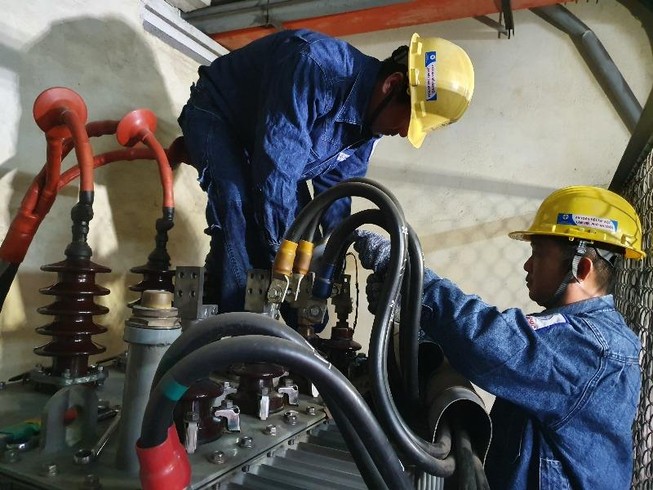 EVN HCMC: Thiết kế công trình điện trên nền ứng dụng GIS
